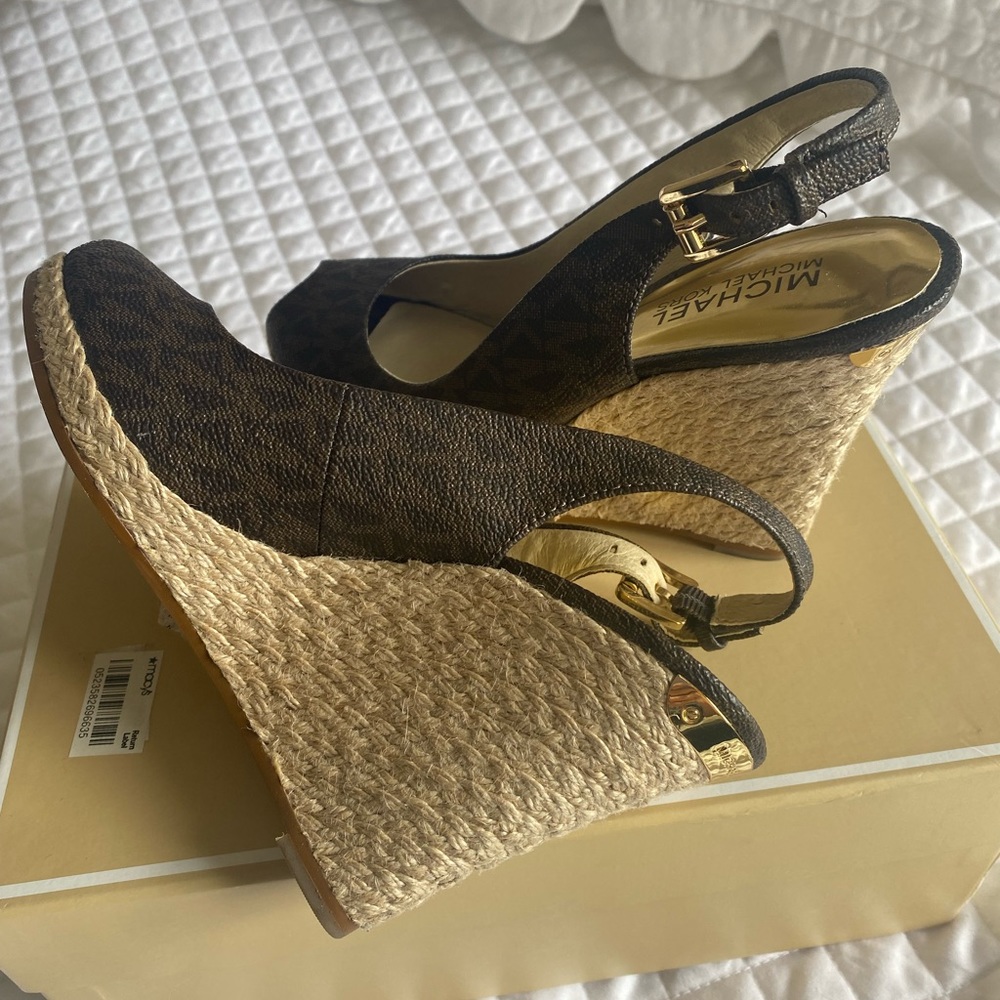 Michael Kors Keegan Slings with MK Signature PVC Wedge size 6